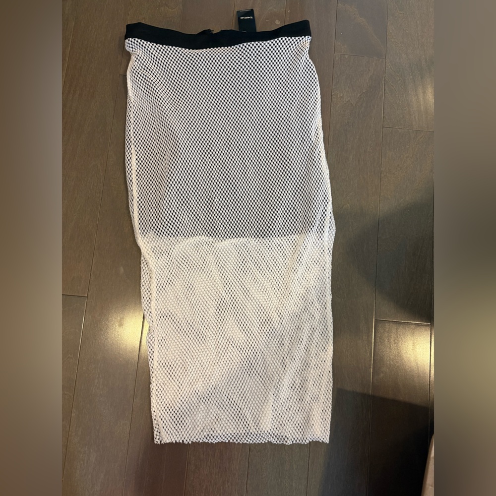Bebe Skirt